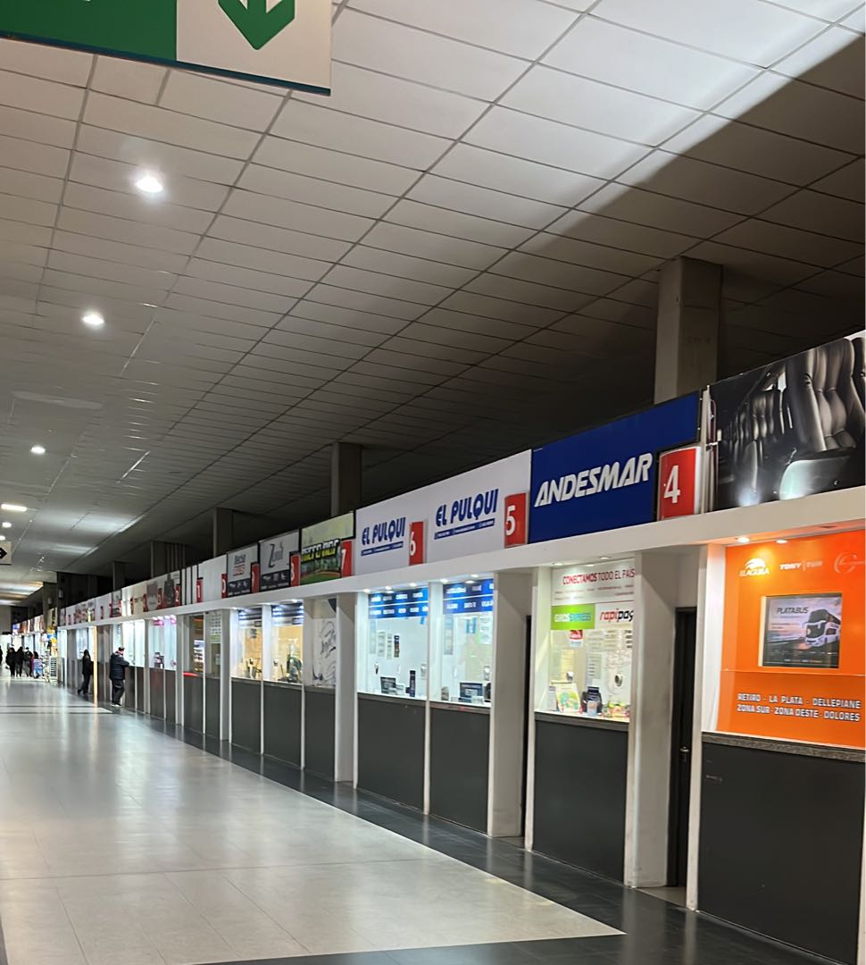 TERMINAL DE ÓMNIBUS 🚍