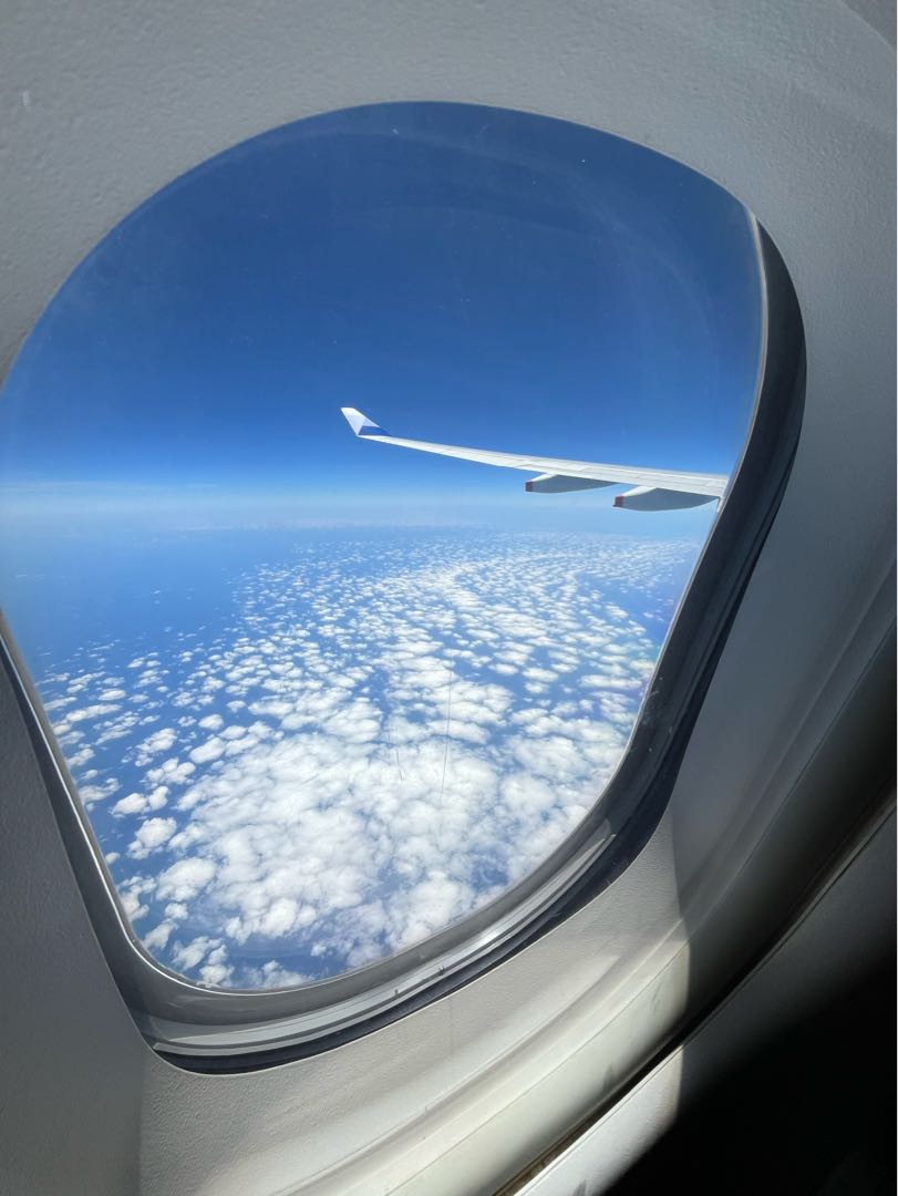 ✈️