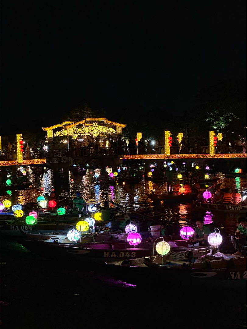 Hoi An’s charming magic 🏮