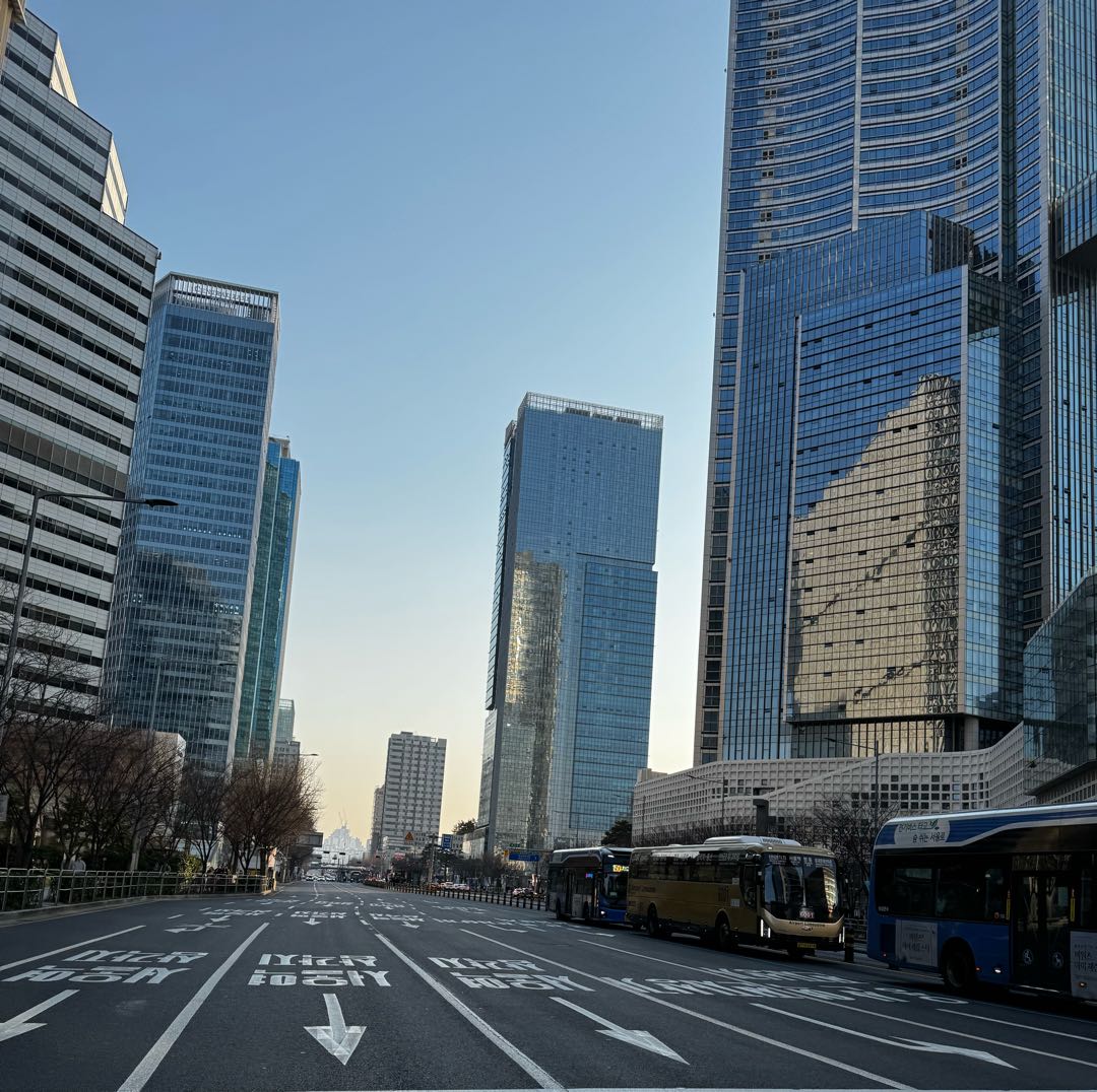 rapid development of Yongsan station and surroundings