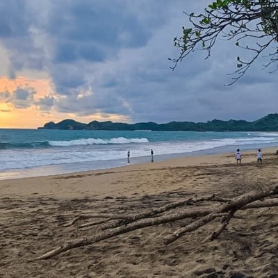 ungapan beach