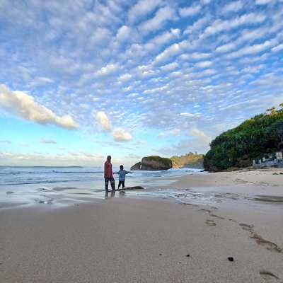 - pantai kukup-