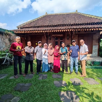 Lombok sawah resto