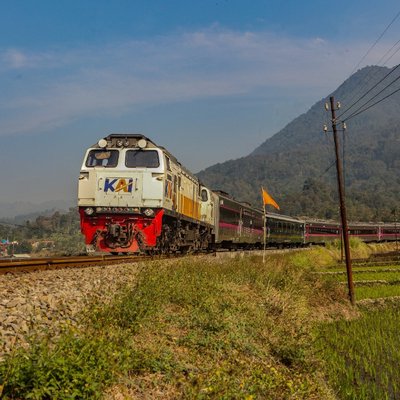 Tikungan besar jalur kereta