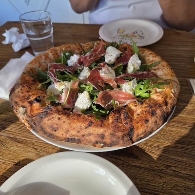 pizzeria ducky