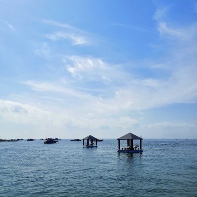Floating Gazebos at Puri Santrian Hotel 
