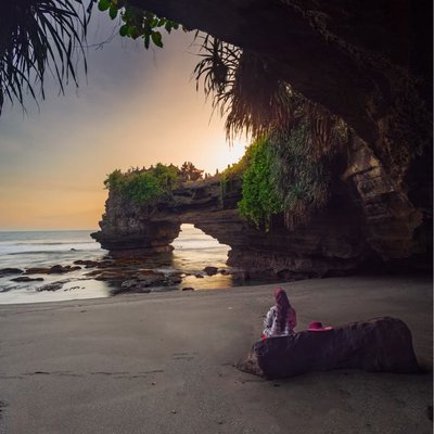 pura batu bolong