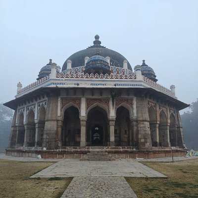 Isa Khan Tomb