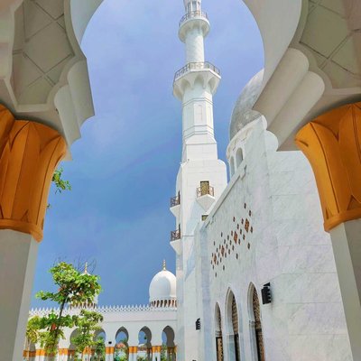 MASJID SHEIKH ZAYED 