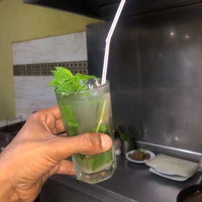 Un mijito Cubano 🇨🇺 desde mi trabajo para refrescar 🥂