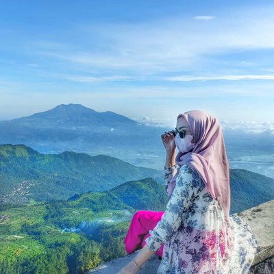 pesona gunung telomoyo