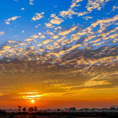 beautiful cloudy sunrise ⛅