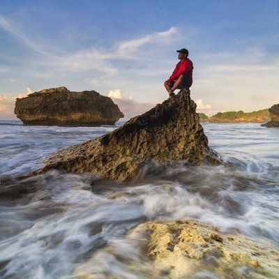 Wisata Pantai Jebring