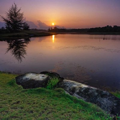 Lagoi Bay Lake