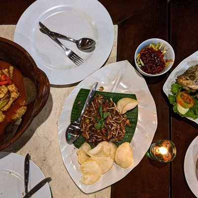Sajian Lezat di Mang Kabayan Harapan Indah