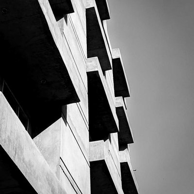 STRUCTURE