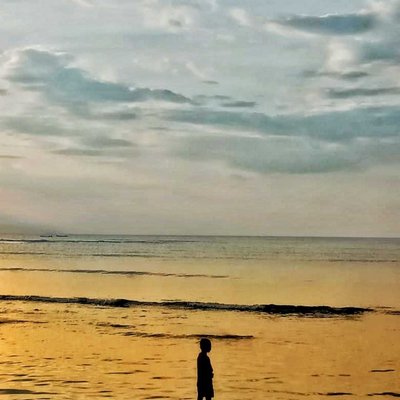 Boys and sea