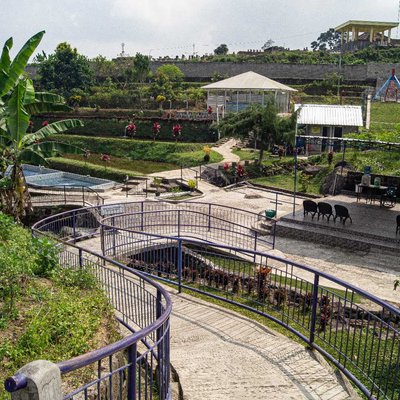 Tangga taman 