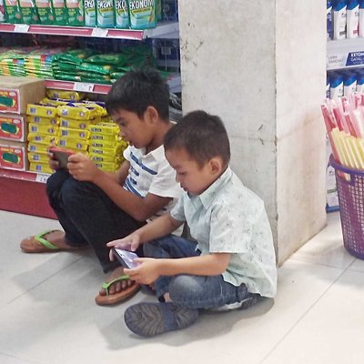 Wabah Berbahaya" Game Online"