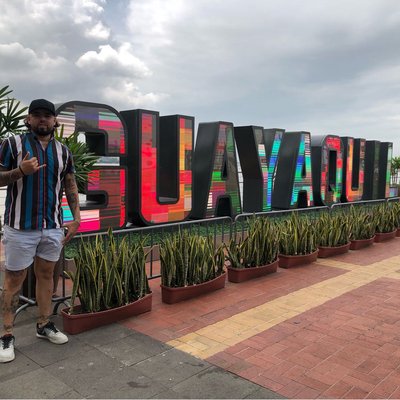 letras del malecón 2000