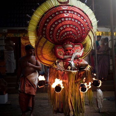 || Puthiya Bhagavathi ||