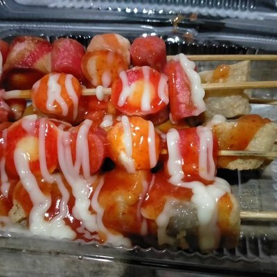 Sosis dan Tahu Pentol Goreng