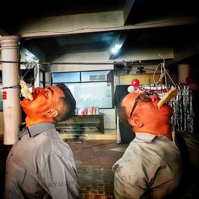 "Makan Krupuk" Contest 