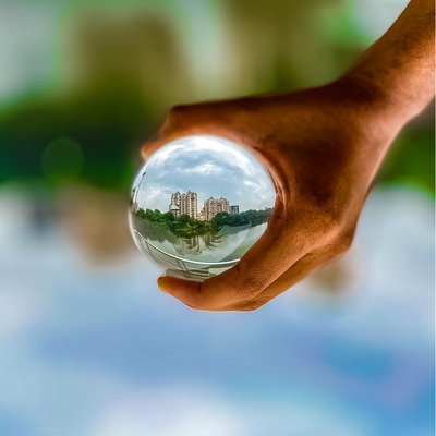 Lensball moment.