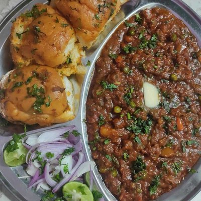 PAV BHAJI MADE BY ME 🍲🍞