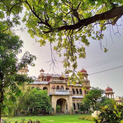 📍 Allahabad University 