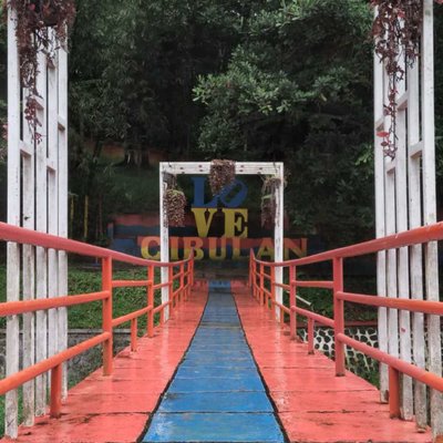 terapi wisata