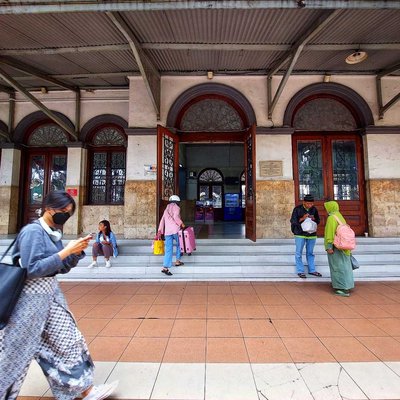 stasiun gubeng, surabaya