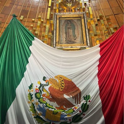 Manto de la Virgen de Guadalupe 