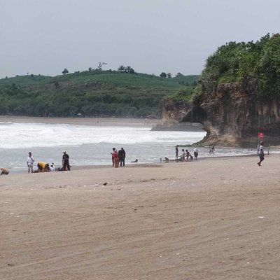Pantai Serang, Blitar