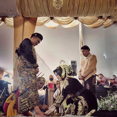 Pernikahan Adat Jawa Tengah