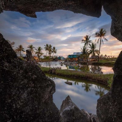 Batu Bolong Ujung Bulu