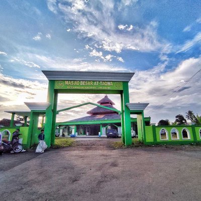 Mesjid Besar At-Taqwa
