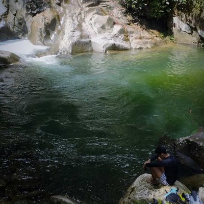 Lubuk Ngalauan Wisata Eksotik di Padang