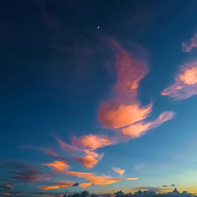 The moon bids farewell to the Sun