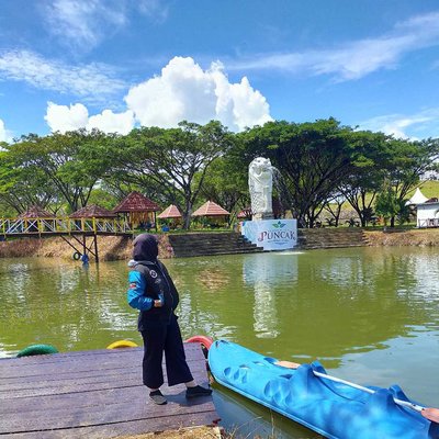 Puncak Bila