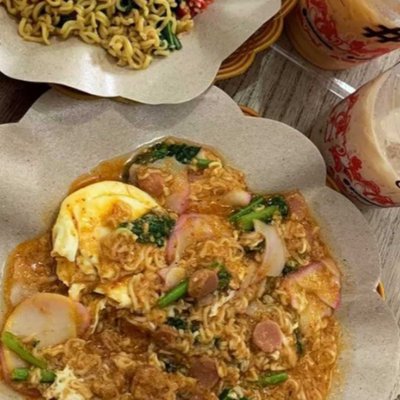 Menu Seblak dan Mie goreng