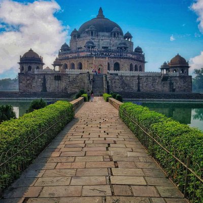 Sher Shah suri tomb 