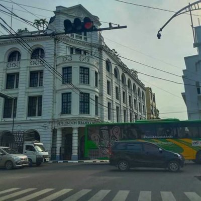 GEDUNG LONDON SUMATERA 