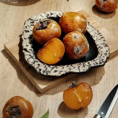 "BUAH KESEMEK"