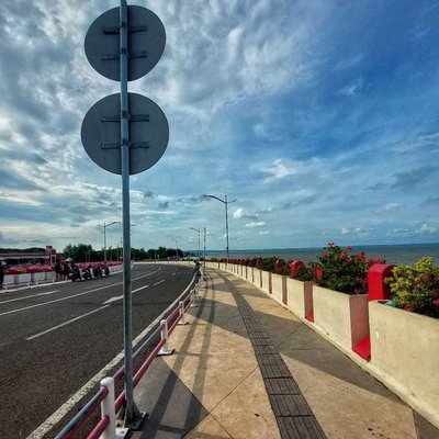 suroboyo bridge