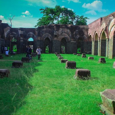 Adina mosque 