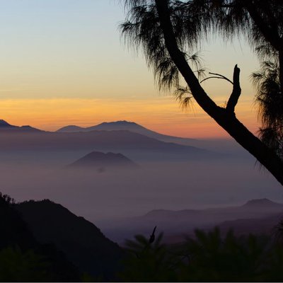Sunrise dari seruni poin gunung bromo