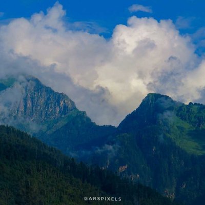 Majestic Mountains ⛰️🖤