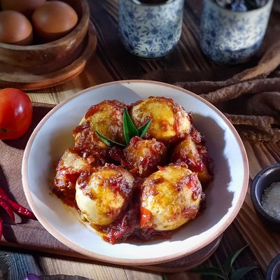 TELUR BALADO