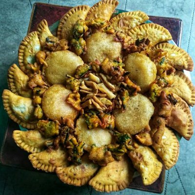 HOLI SPECIAL (HOME-MADE)